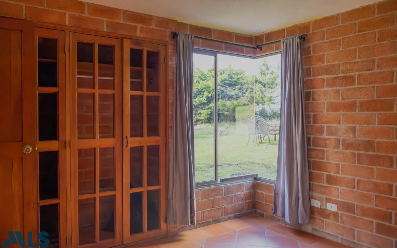 Casa en Santa Elena en Rural