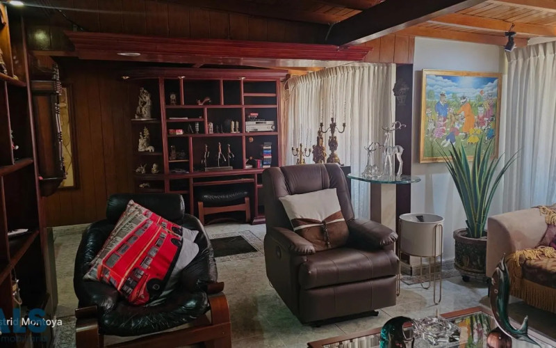 Apartamento en Medellín en La Mota