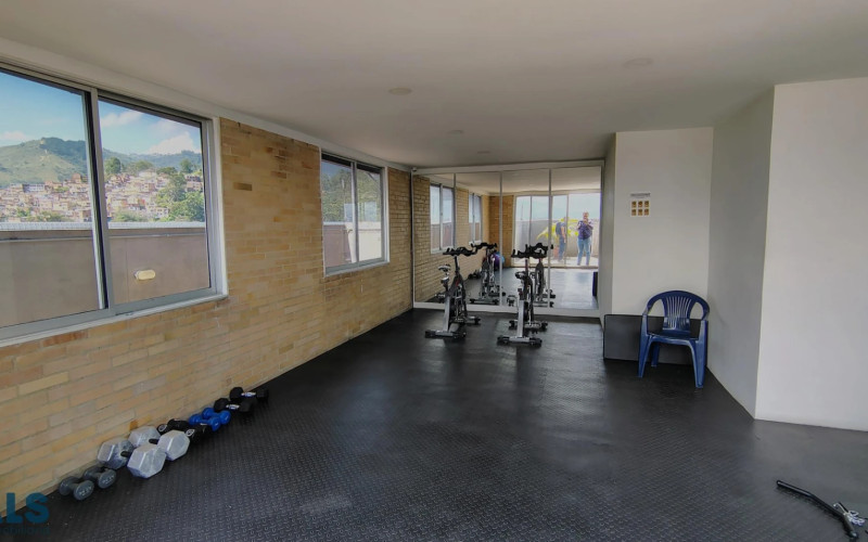 Apartamento en Medellín en Los Alpes