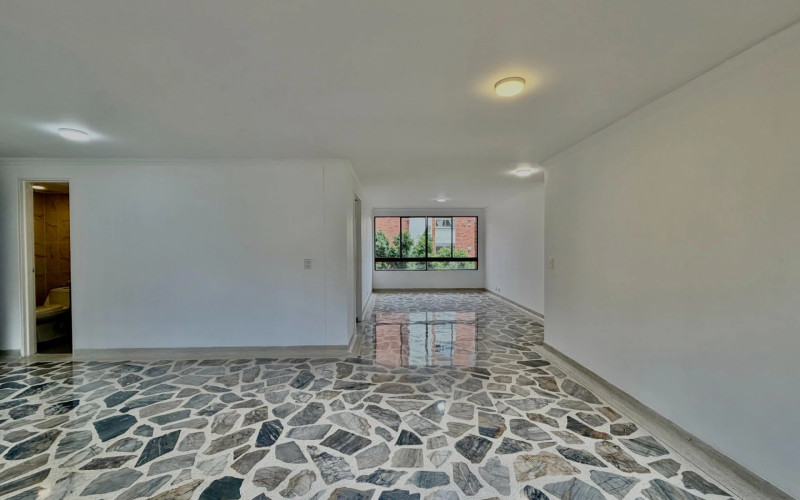 Apartamento en Medellín en Las Lomas Nº 1