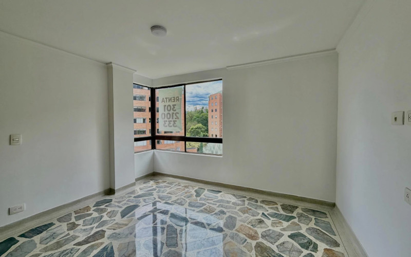 Apartamento en Medellín en Las Lomas Nº 1