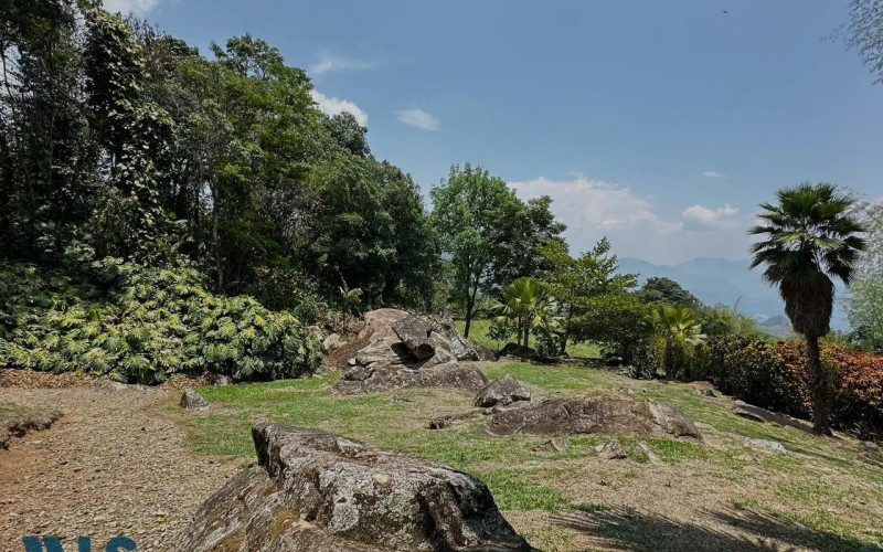 Finca Recreativa en Venecia en La Amalia