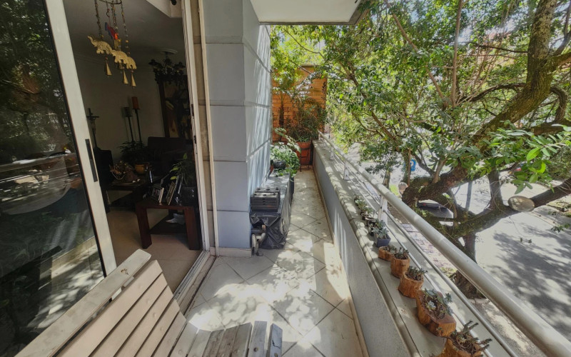 Apartamento en Medellín en Laureles