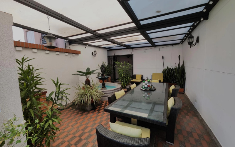 Apartamento en Medellín en Laureles