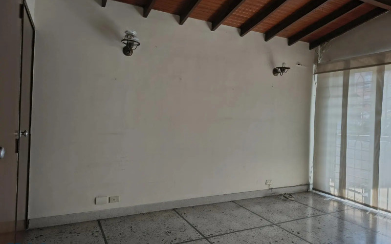 Casa en Medellín en Las Acacias