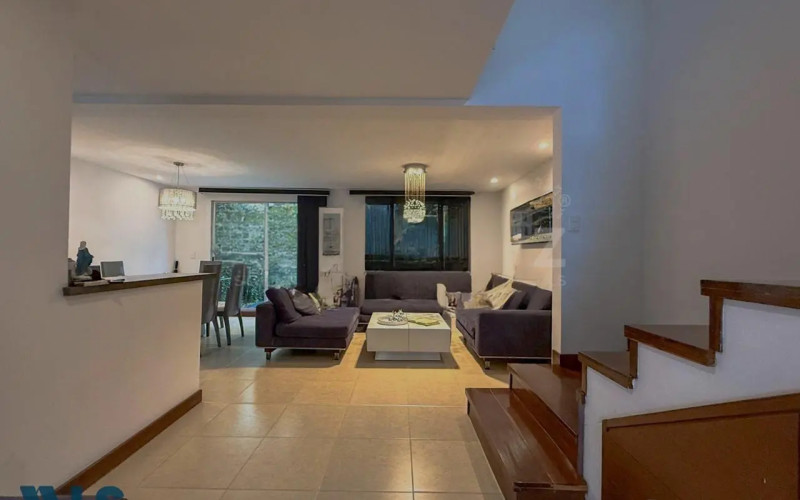 Casa en Envigado en Transversal Intermedia