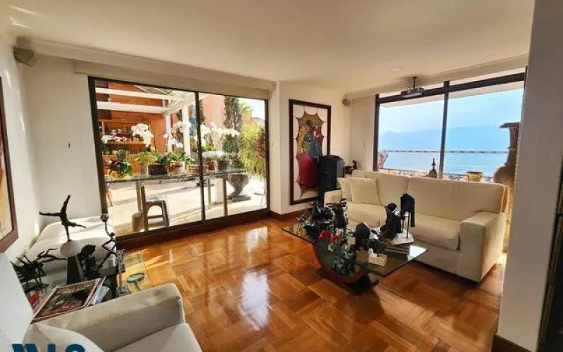 Apartamento en Medellín en El Tesoro