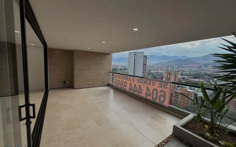 Apartamento en Medellín en Santa Maria de los Angeles