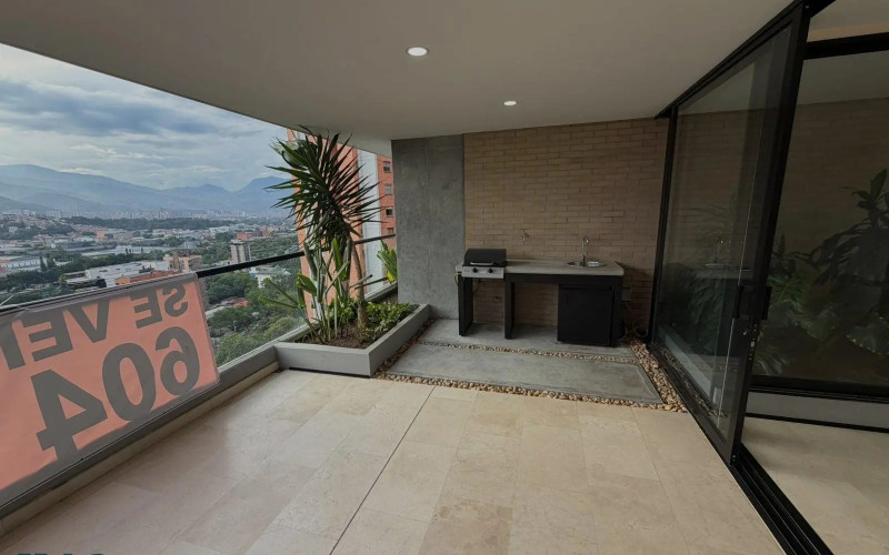 Apartamento en Medellín en Santa Maria de los Angeles