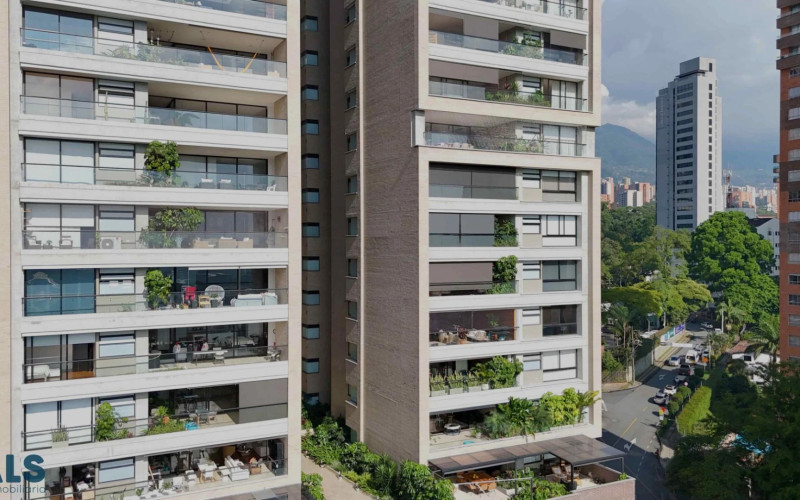 Apartamento en Medellín en Santa Maria de los Angeles