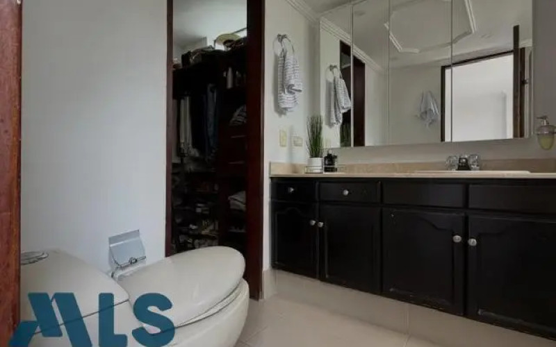 Apartamento en Medellín en Milla de oro