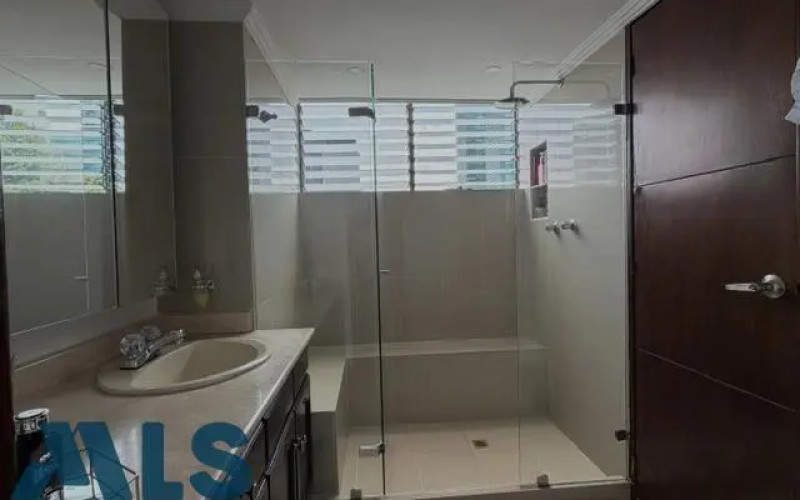 Apartamento en Medellín en Milla de oro