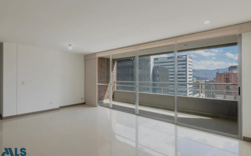 Apartamento en Medellín en Ciudad del Rio