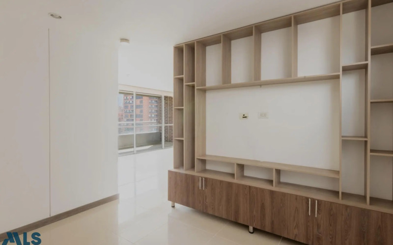 Apartamento en Medellín en Ciudad del Rio