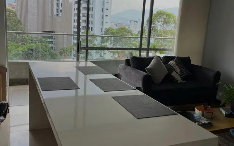 Apartamento en Medellín en Las Lomas Nº 2