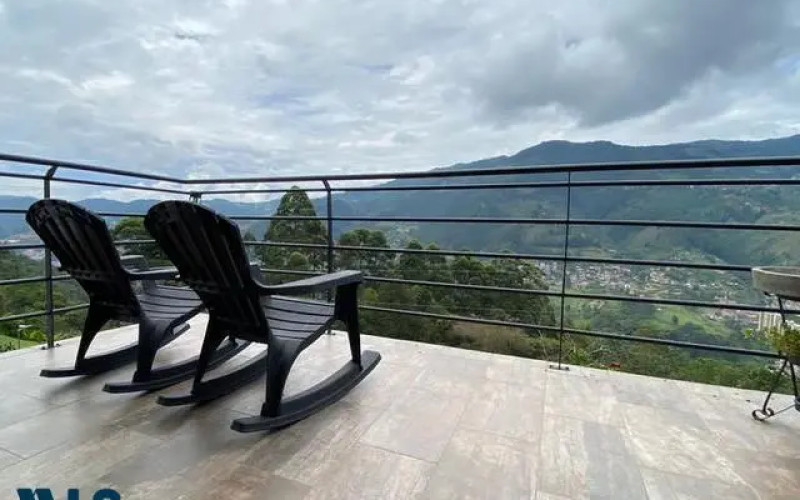 Casa en La Estrella en Sector Variante a Caldas