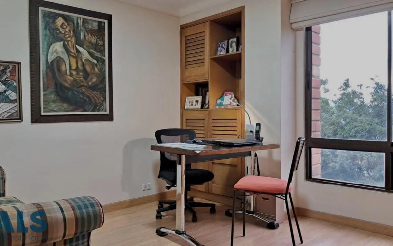 Apartamento en Medellín en Altos del Poblado