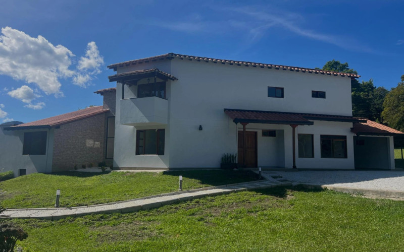 Casa en La Ceja en V. El Yarumo