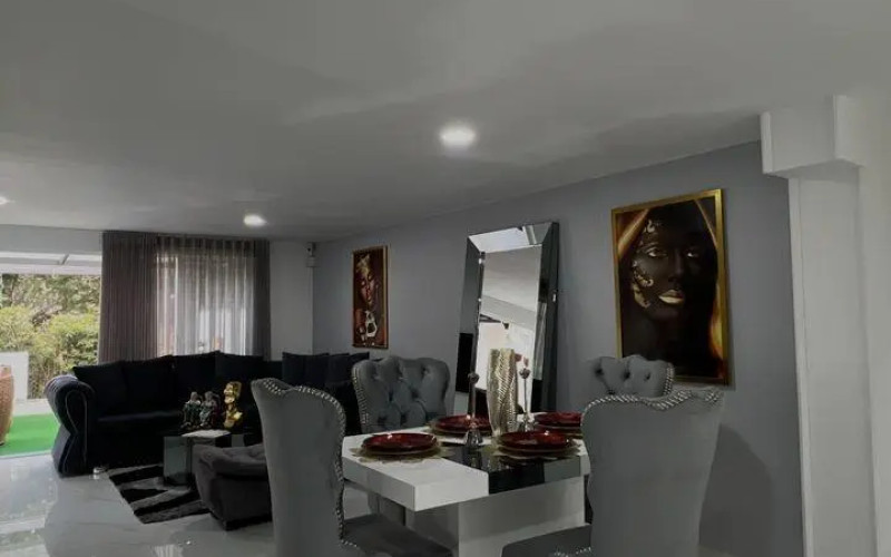 Casa en Medellín en El Poblado