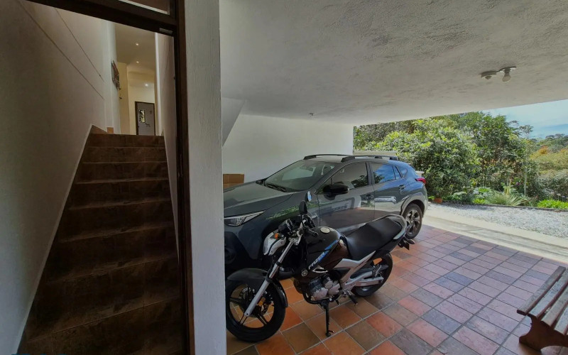 Casa en Envigado en Alto del escobero (Envigado)