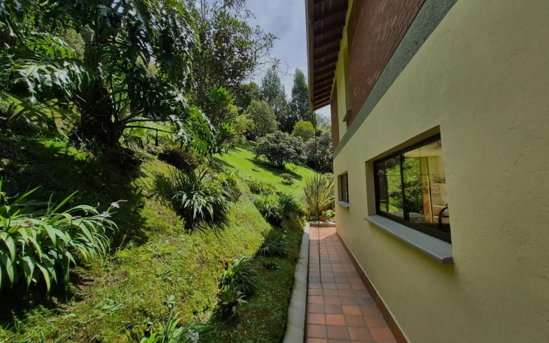 Casa en Envigado en Alto del escobero (Envigado)