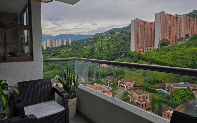 Apartamento en Sabaneta en Alto de Las Flores