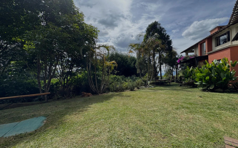 Casa en Envigado en Loma del Escobero
