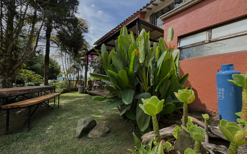 Casa en Envigado en Loma del Escobero