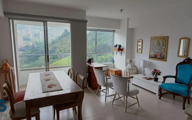 Apartamento en Sabaneta en Tres Esquinas
