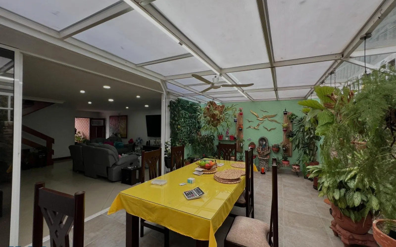 Casa en Medellín en El Poblado