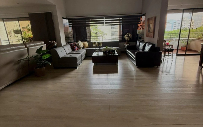 Apartamento en Medellín en La Tomatera