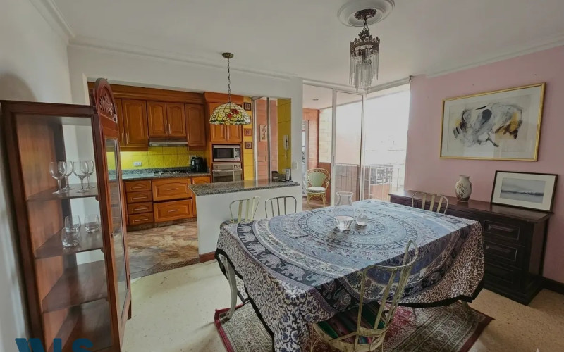 Apartamento en Medellín en Laureles
