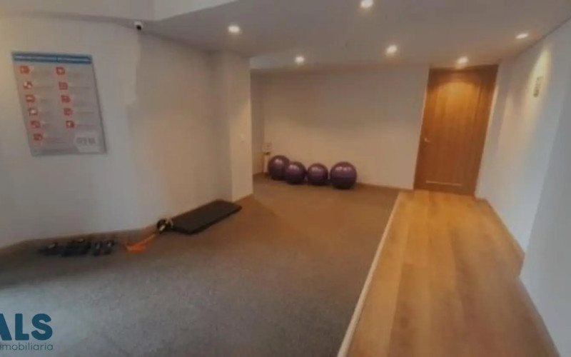 Apartamento en Sabaneta en Las Lomitas