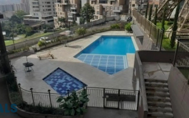 Apartamento en Sabaneta en Las Lomitas