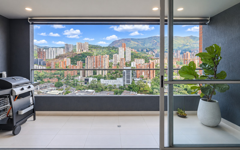 Exceptional 30th-Floor Apartment with Mountain Views in Ciudad del Río