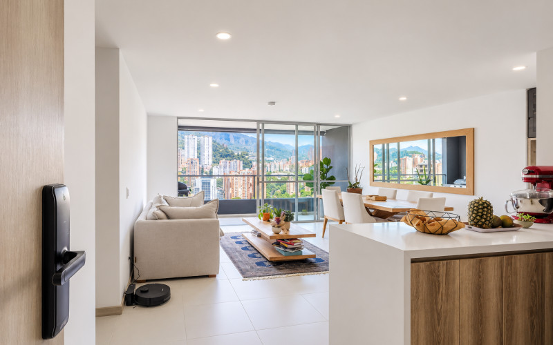 Exceptional 30th-Floor Apartment with Mountain Views in Ciudad del Río