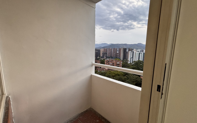 Panoramic views from an exceptionally well-connected Medellín address