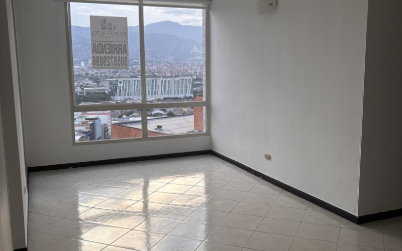 Panoramic views from an exceptionally well-connected Medellín address