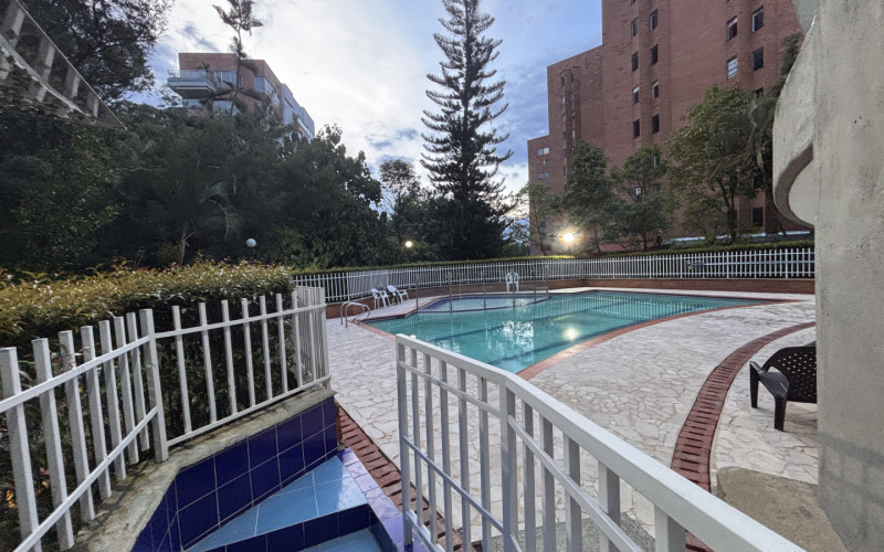 Panoramic views from an exceptionally well-connected Medellín address