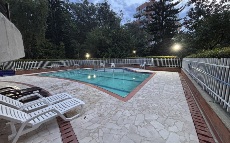 Panoramic views from an exceptionally well-connected Medellín address