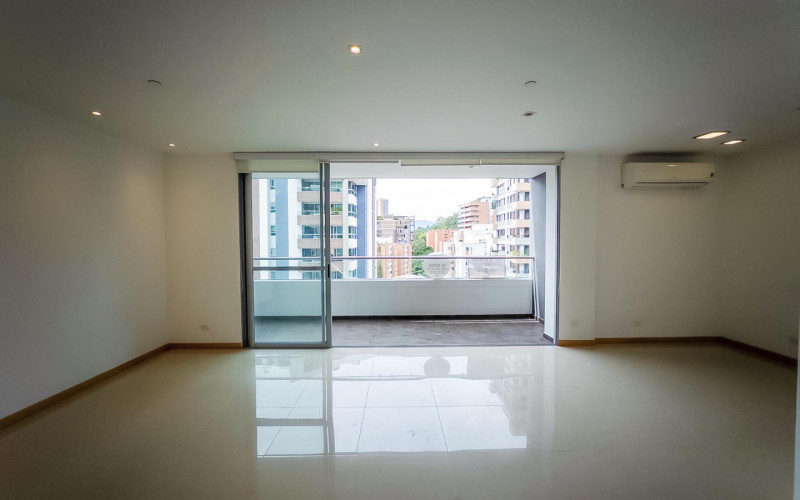 Modern 2-Bedroom Apartment for Sale in Castropol, El Poblado | 90m², Amenities, Built 2022