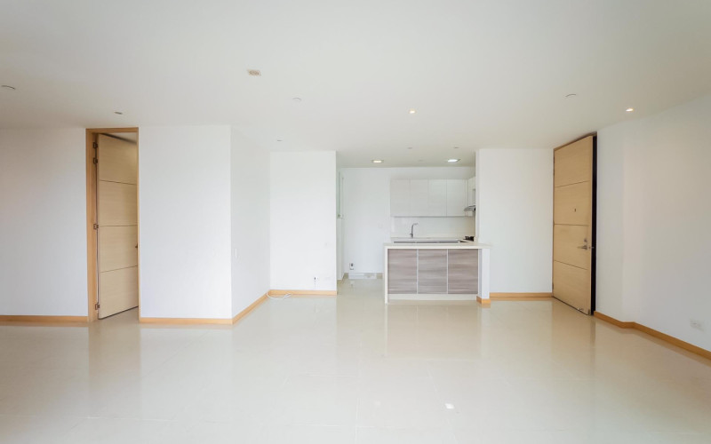 Modern 2-Bedroom Apartment for Sale in Castropol, El Poblado | 90m², Amenities, Built 2022