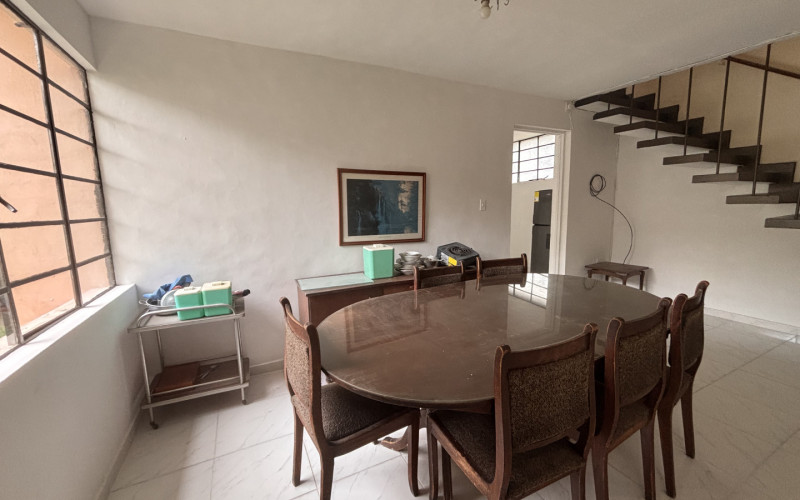 450m² Commercial House Local for Rent in San Joaquín Medellín | Near La 70