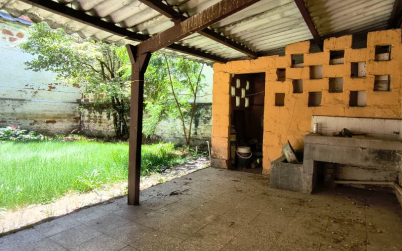450m² Commercial House Local for Rent in San Joaquín Medellín | Near La 70