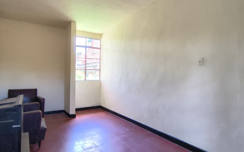 450m² Commercial House Local for Rent in San Joaquín Medellín | Near La 70