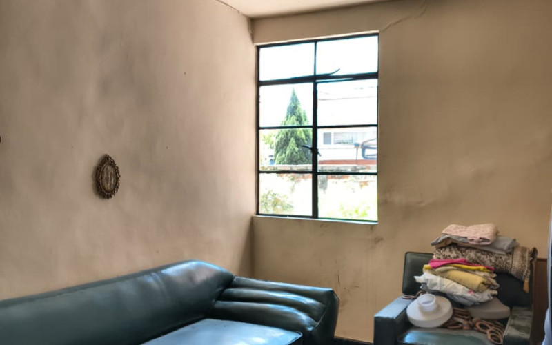 450m² Commercial House Local for Rent in San Joaquín Medellín | Near La 70