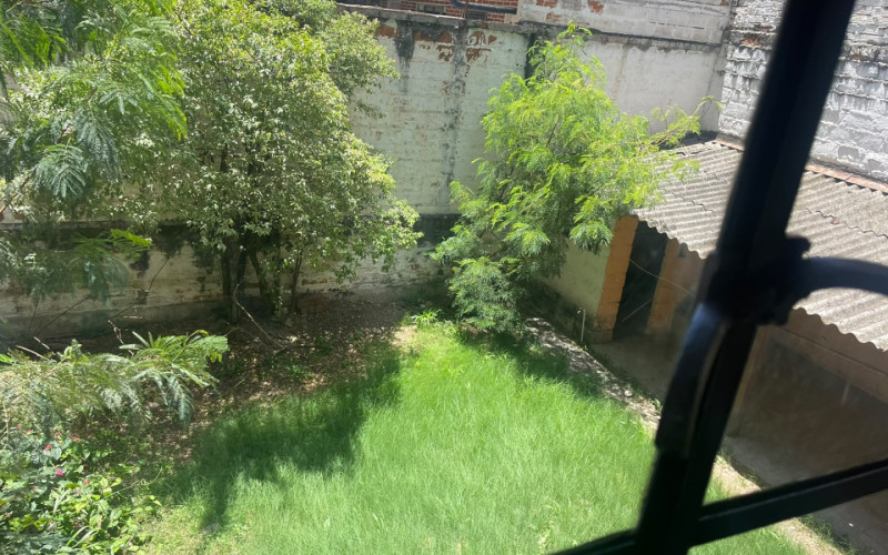 450m² Commercial House Local for Rent in San Joaquín Medellín | Near La 70