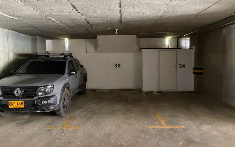 Modern 2-Bedroom Apartment for Rent in Patio Bonito Poblado | 65 m² | Balcony, Parking & Excellent Location