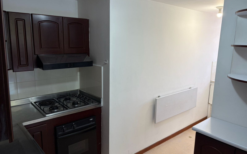 Modern 2-Bedroom Apartment for Rent in Patio Bonito Poblado | 65 m² | Balcony, Parking & Excellent Location