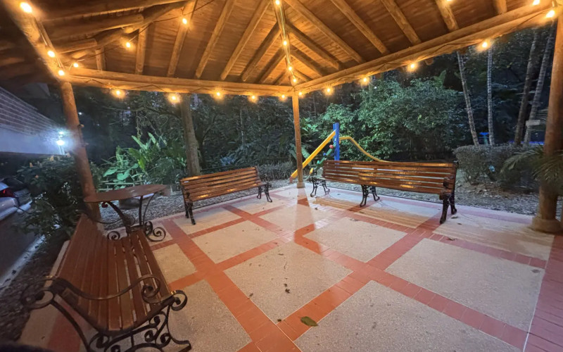 Panoramic views from an exceptionally well-connected Medellín address